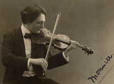 Monnier Harper, violin