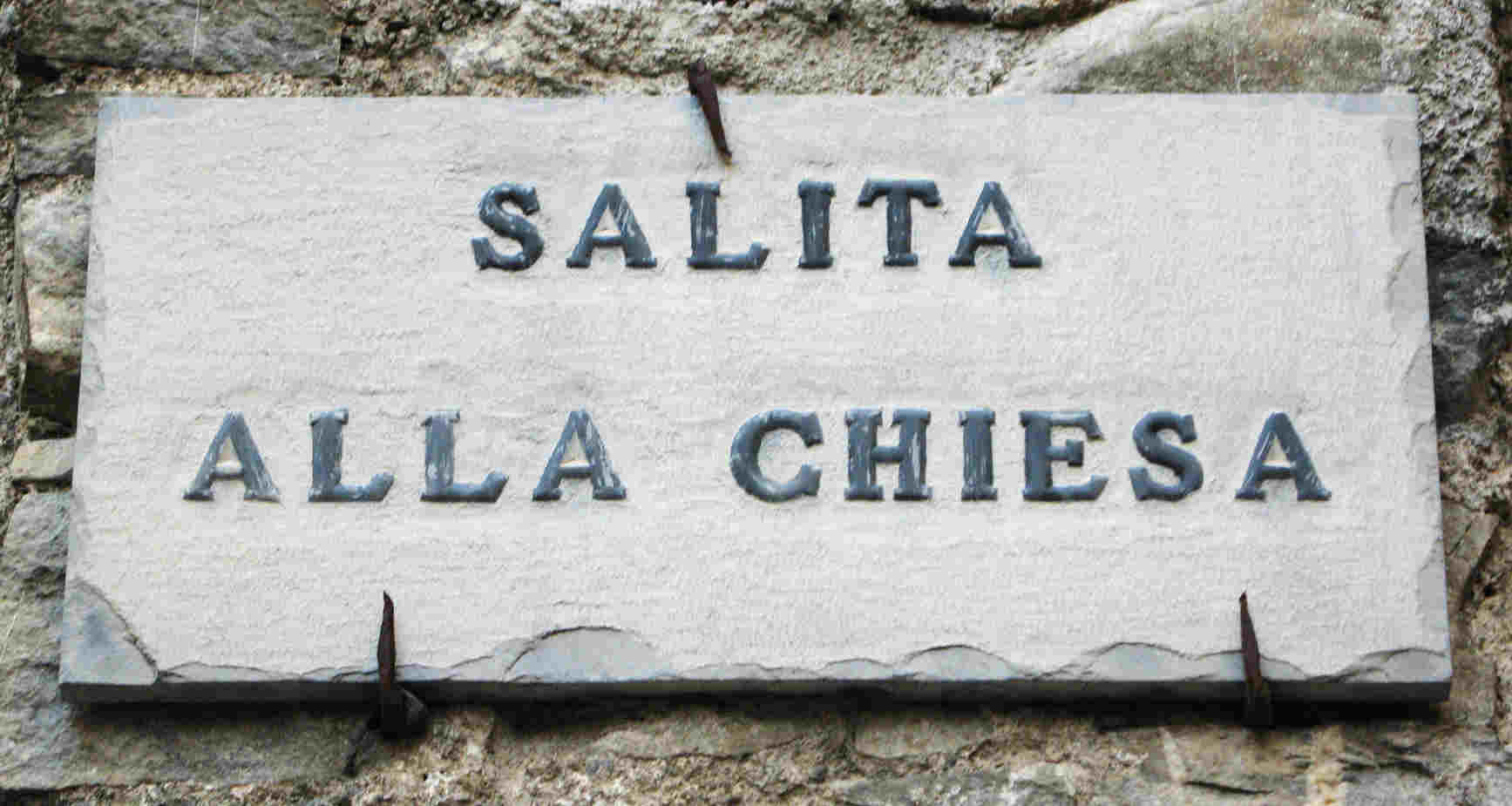 Salita alla chiesa